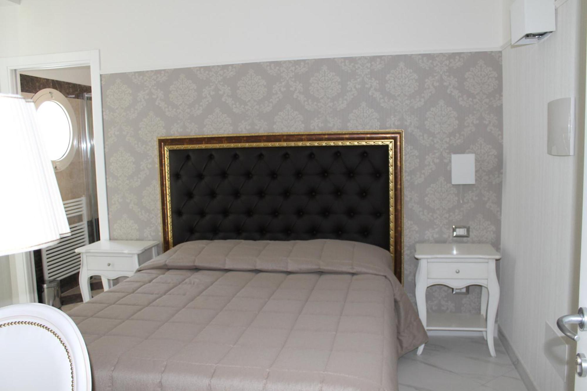 Hotel Residence Villa Del Mare Rimini Eksteriør bilde