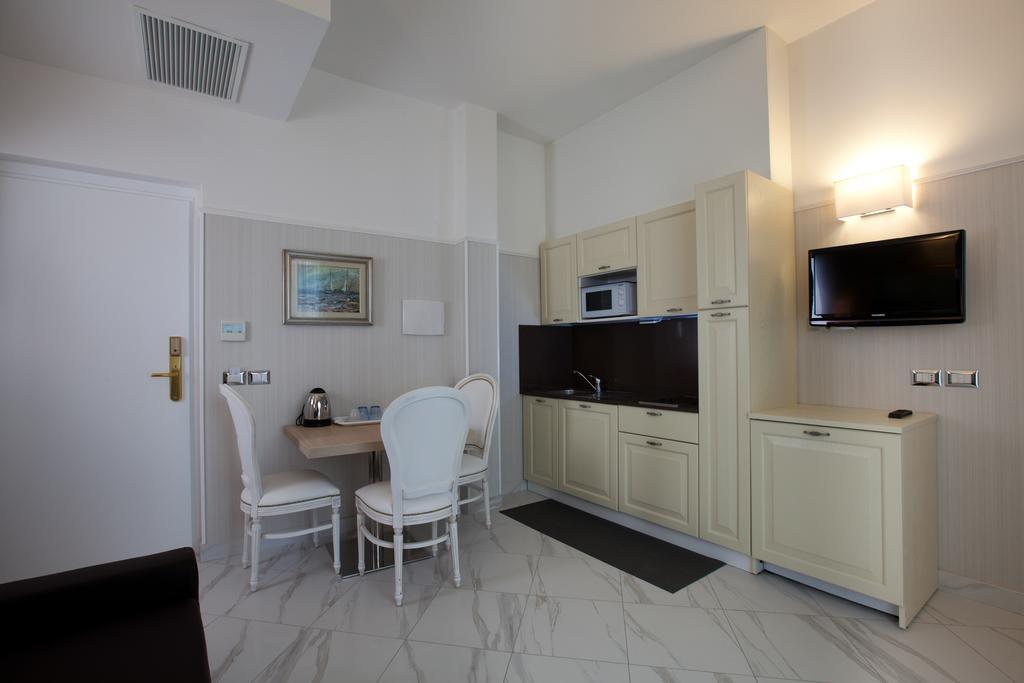 Hotel Residence Villa Del Mare Rimini Eksteriør bilde