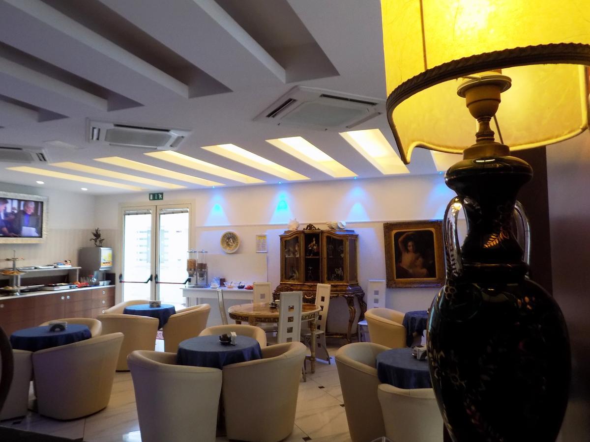 Hotel Residence Villa Del Mare Rimini Eksteriør bilde